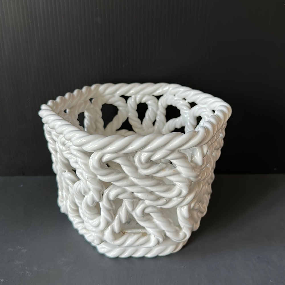 VTG Italian Braided Ceramic Basket Style Planter Pot Holder White
